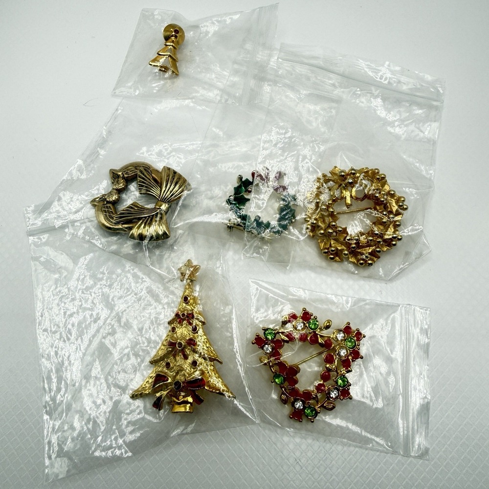 Vintage Holiday Brooches & Scatter Pins Lot of 6 Christmas Tree Wreaths - Picture 10 of 12